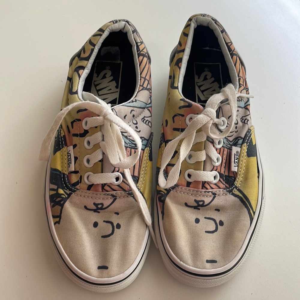 Vans Peanut Canvas Shoes, size Women 5.5